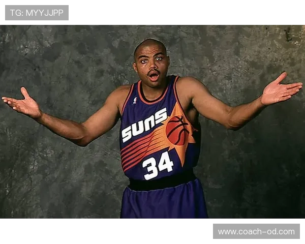 查尔斯·巴克利篮下强攻效率较乔丹显著提升球权利用率