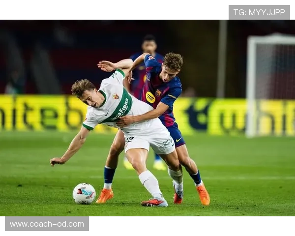 巴萨危机四伏，豪门陨落背后暴露出的战术失灵与信任危机