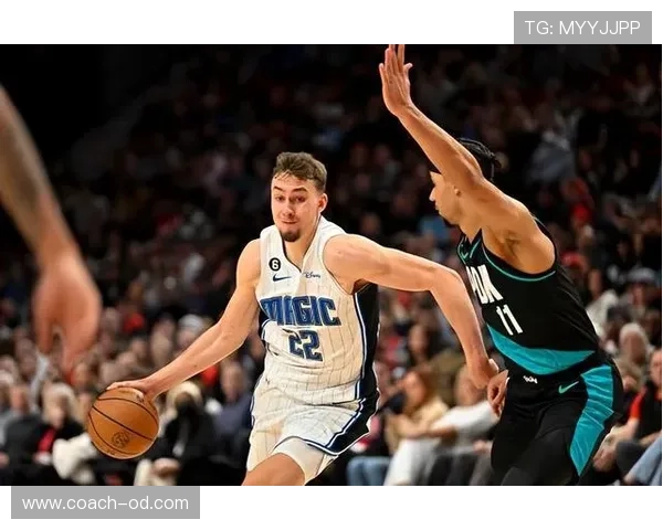 瓦格纳无球跑位拉开空间 提升三分效率胜班切罗